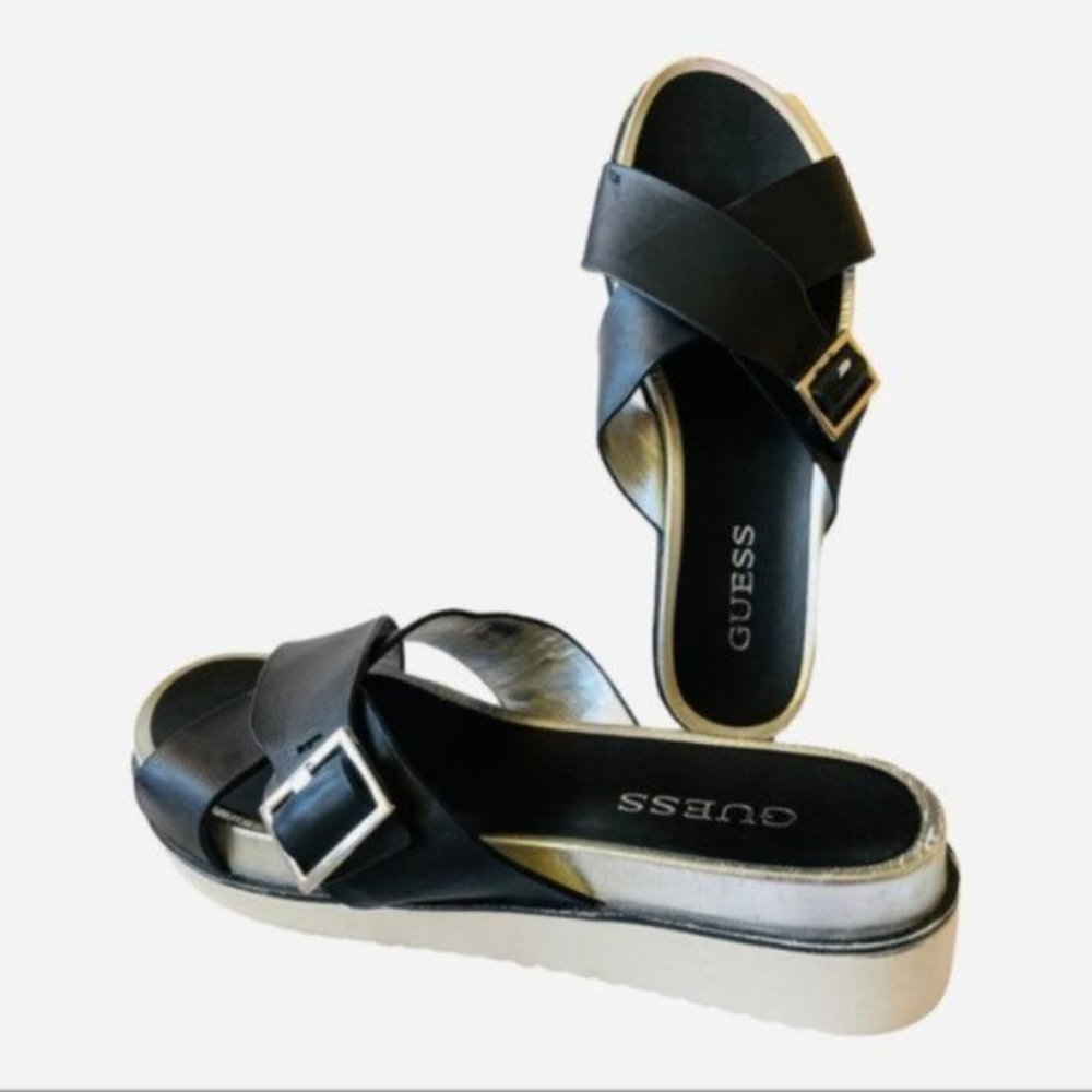 GUESS Women's Slip-on Deana Black, Sliver & White Leather Buckel Sandel Sz 9.5